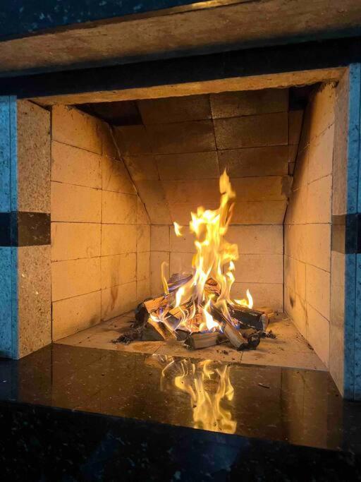 Sobrado Espacoso Em Santa Felicidade Curitiba Exterior foto